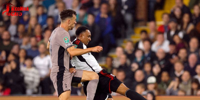 Fulham vs Tottenham đang ở hai thái cực khác nhau 